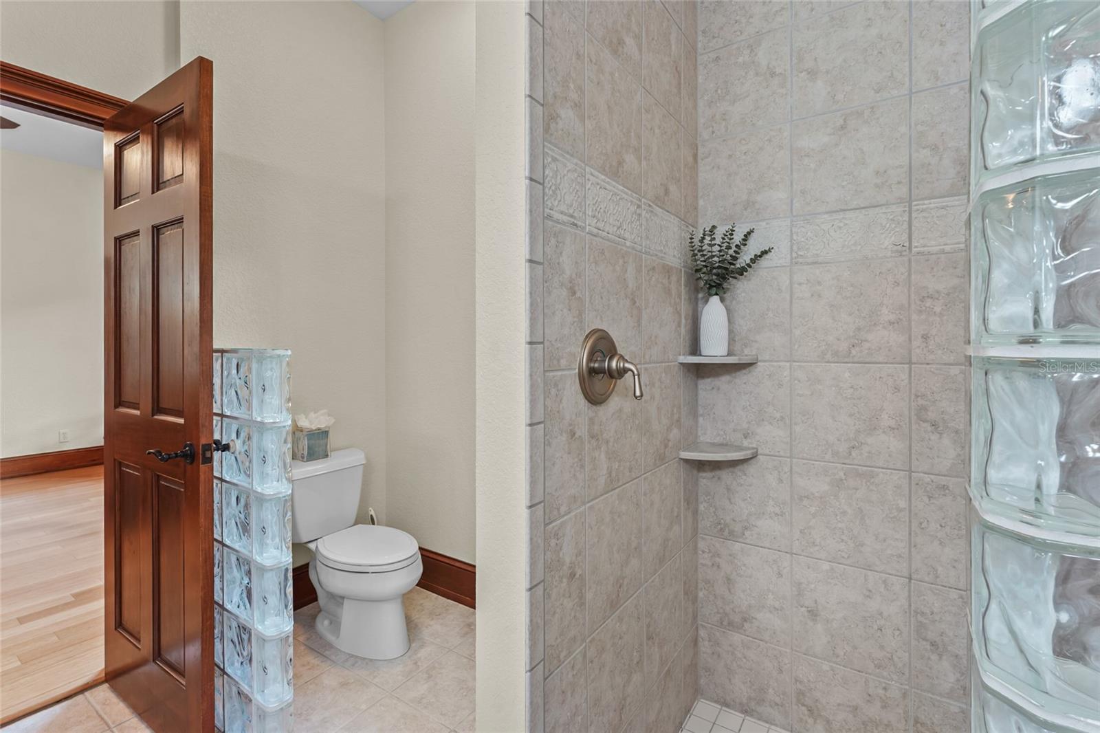 Image 45 of 87 For 7025 Saddle Creek Circle