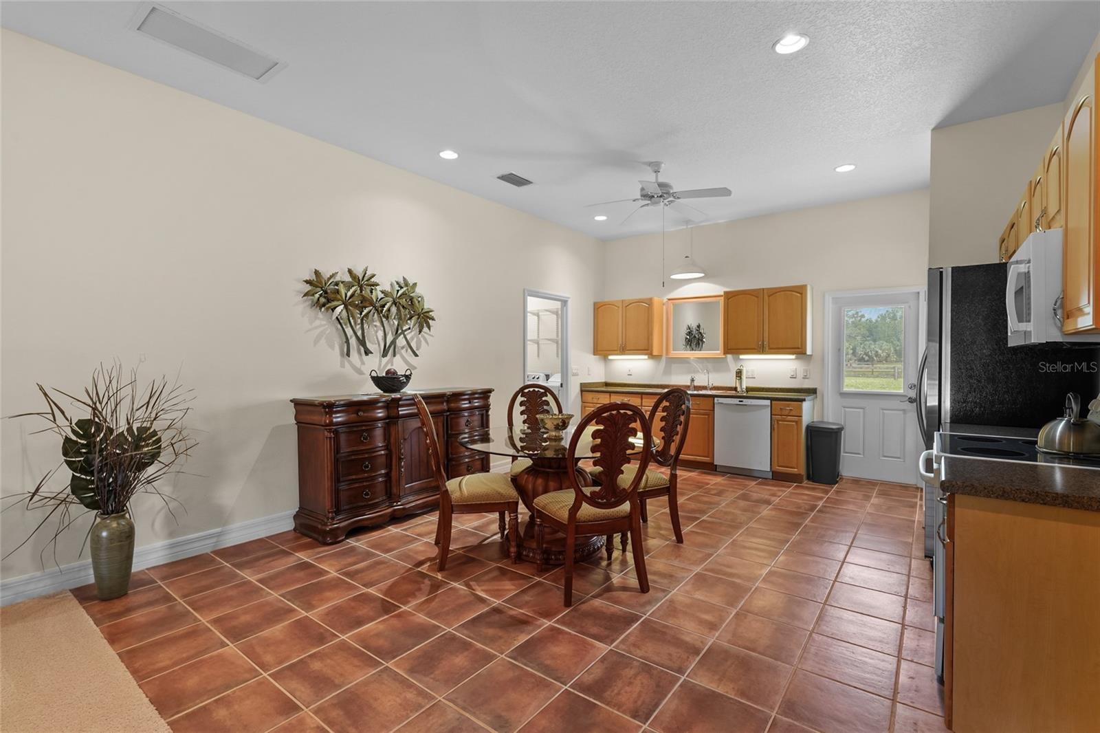 Image 64 of 87 For 7025 Saddle Creek Circle