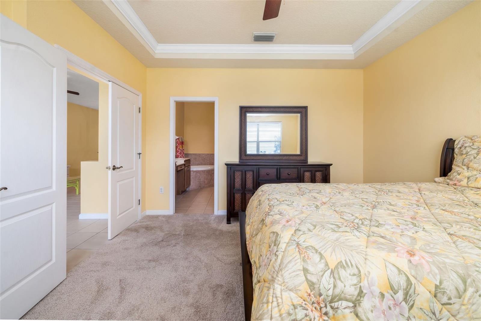 Image 24 of 54 For 5609 Spanish Point Court