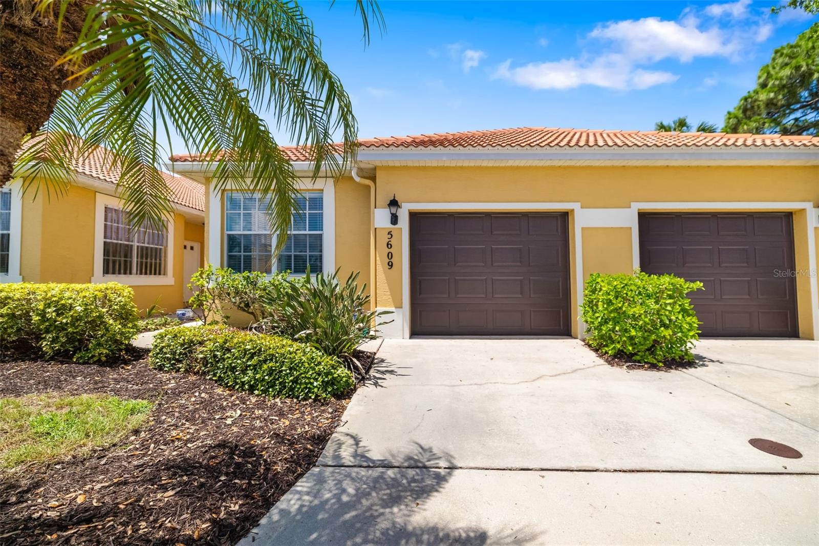 Image 45 of 54 For 5609 Spanish Point Court