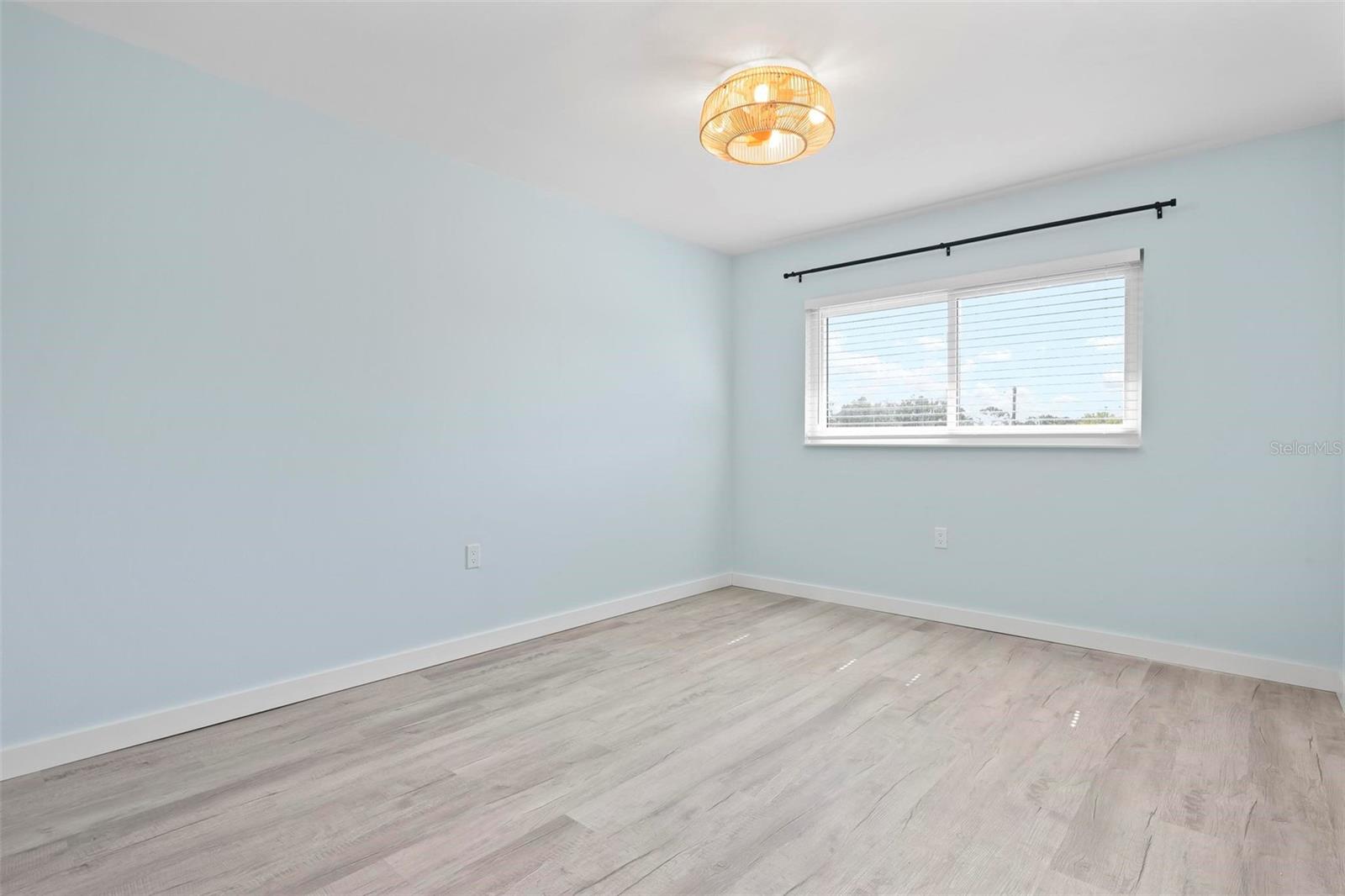 Image 12 of 63 For 1258 Barbara Drive 207