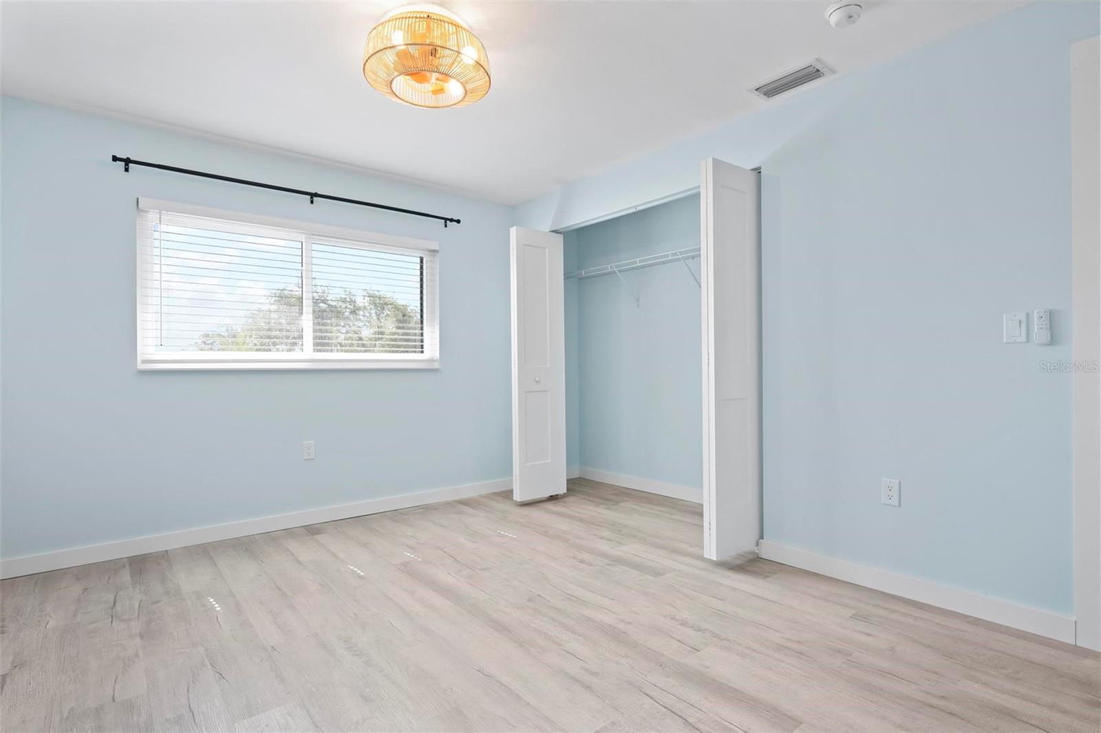 Image 14 of 63 For 1258 Barbara Drive 207