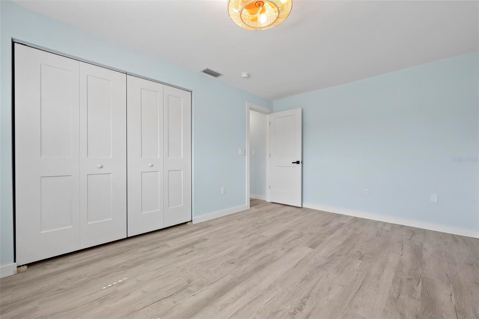 Image 15 of 63 For 1258 Barbara Drive 207
