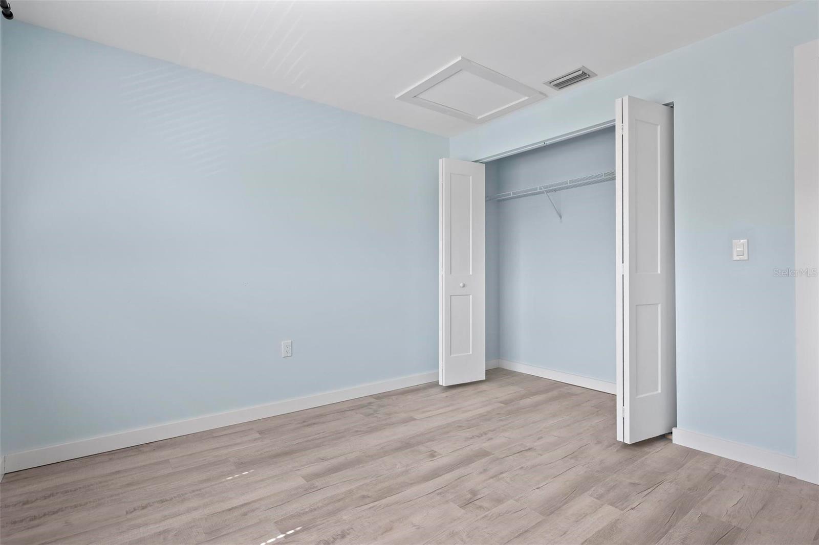 Image 18 of 63 For 1258 Barbara Drive 207