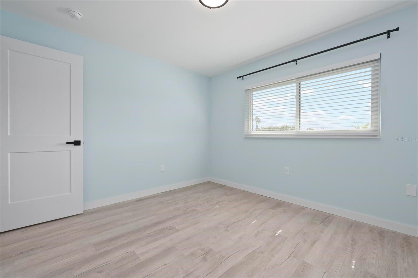 Image 19 of 63 For 1258 Barbara Drive 207