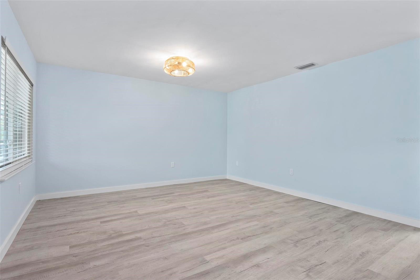 Image 5 of 63 For 1258 Barbara Drive 207