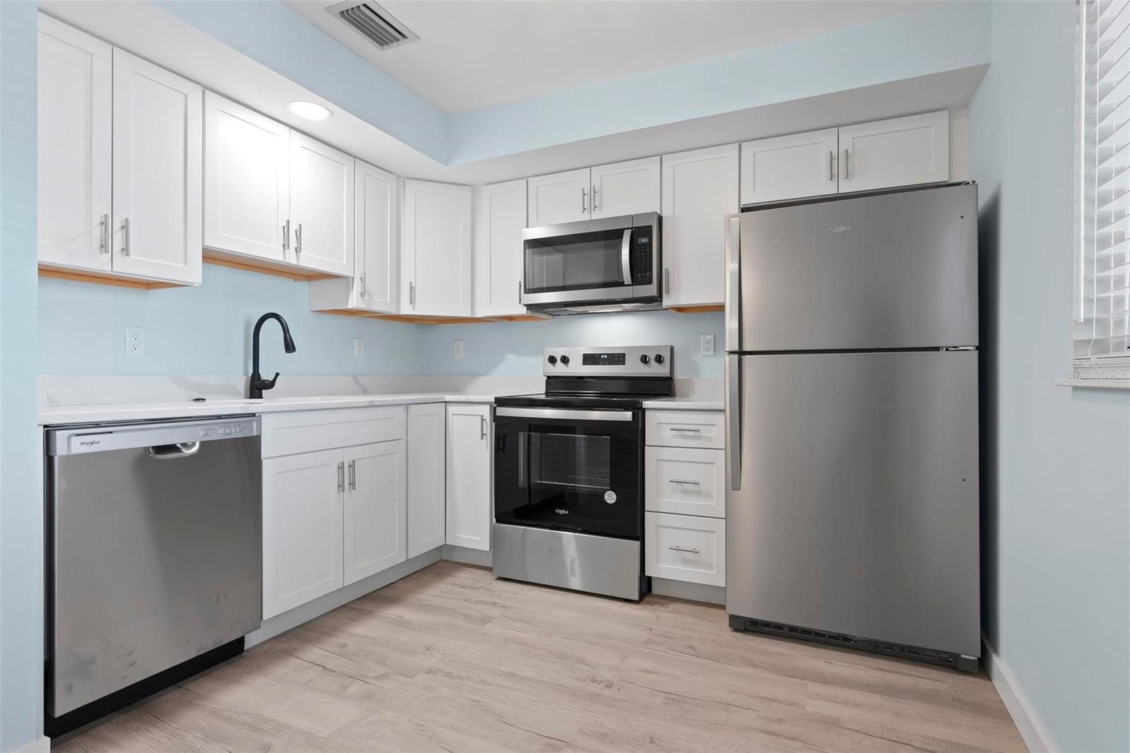 Image 9 of 63 For 1258 Barbara Drive 207