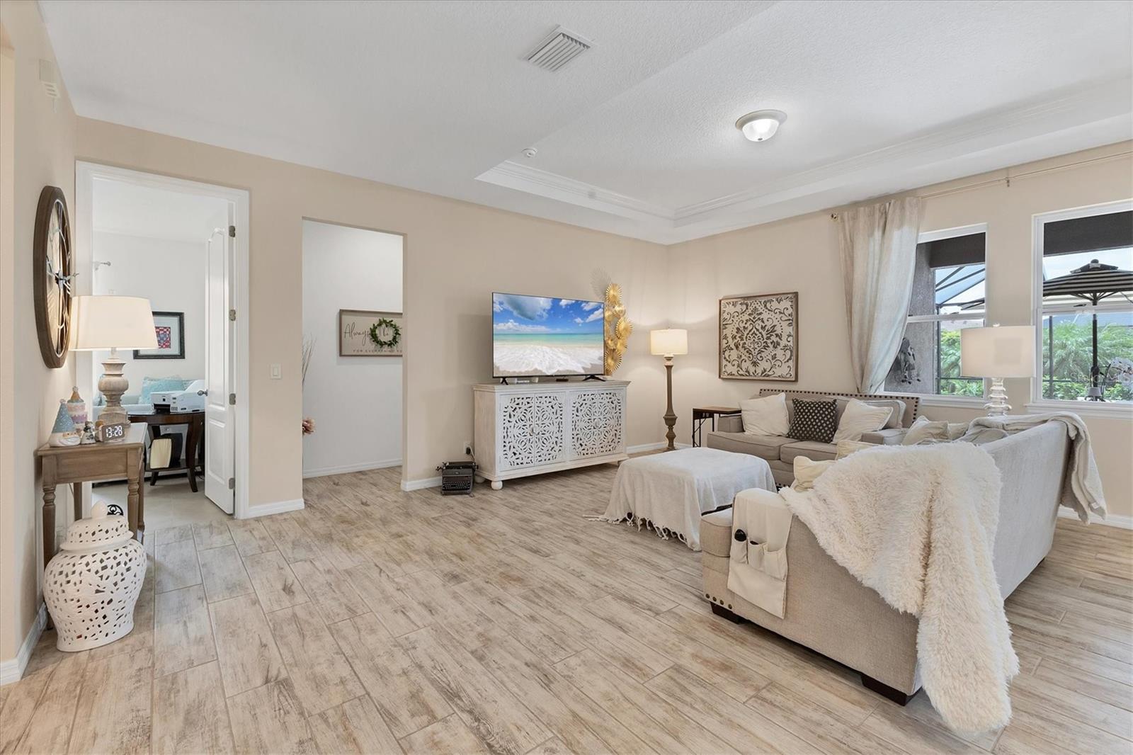 Image 5 of 43 For 4524 Baltry Court