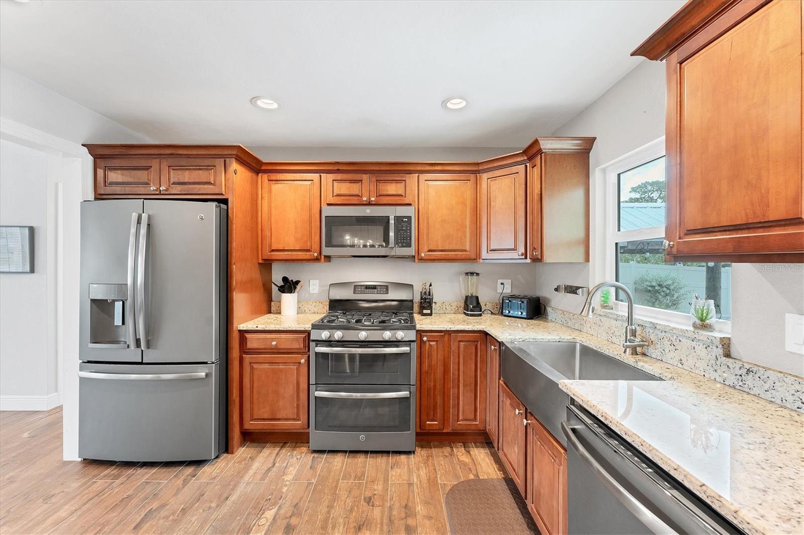 Image 10 of 44 For 7727 9th Avenue Drive Nw