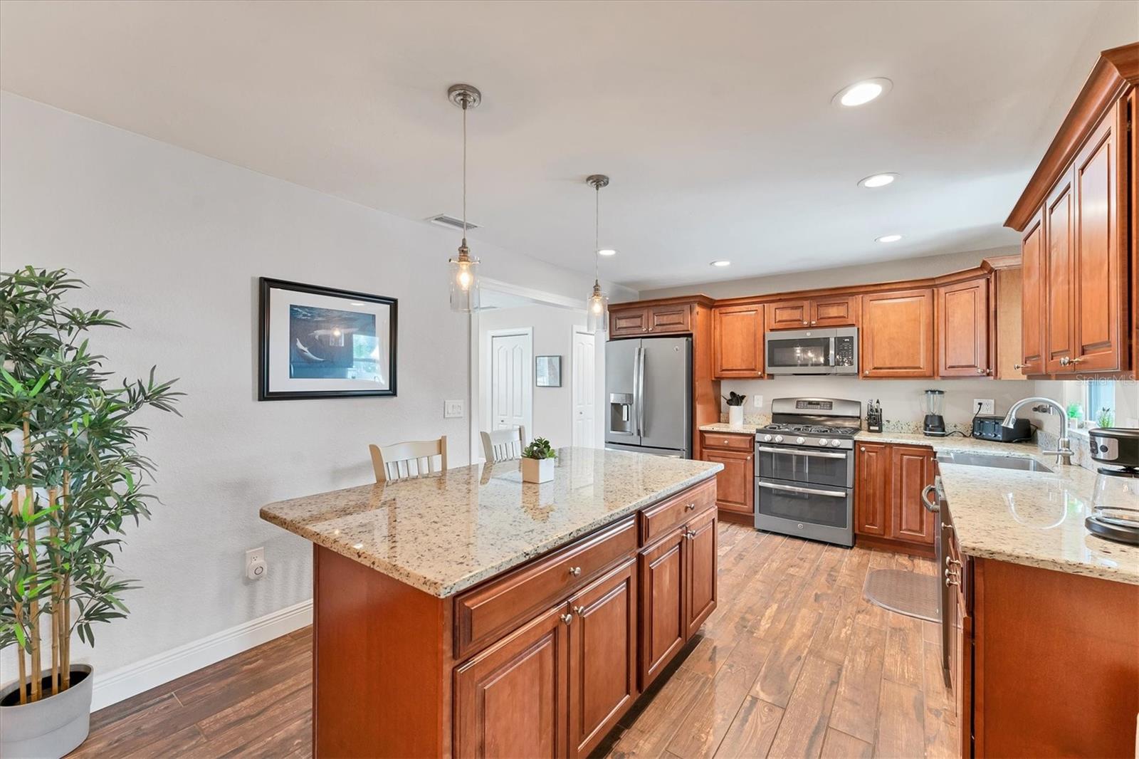 Image 12 of 44 For 7727 9th Avenue Drive Nw