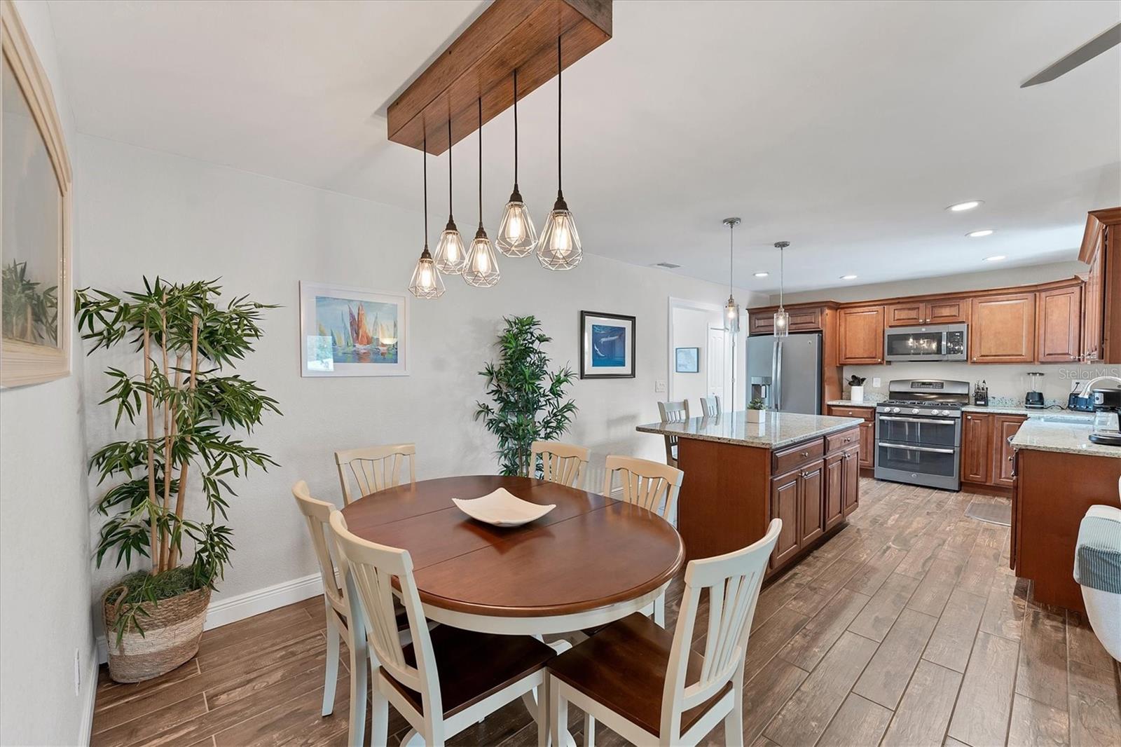 Image 15 of 44 For 7727 9th Avenue Drive Nw
