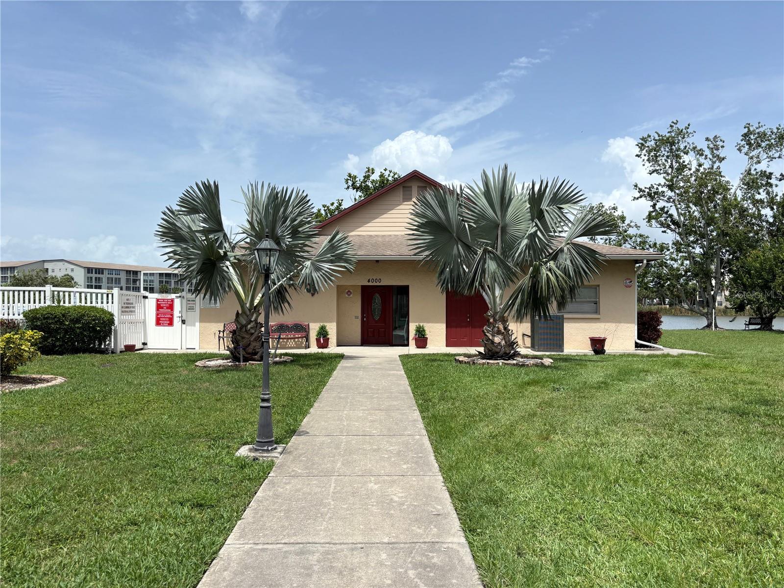 Image 20 of 22 For 3951 Lake Bayshore Drive F408