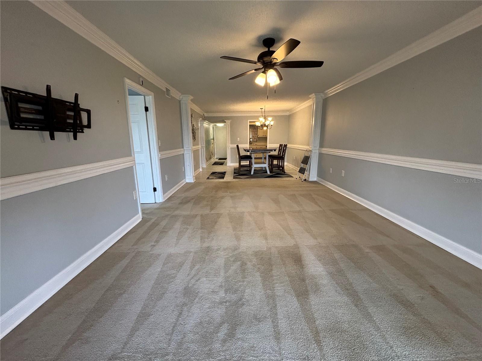 Image 7 of 22 For 3951 Lake Bayshore Drive F408