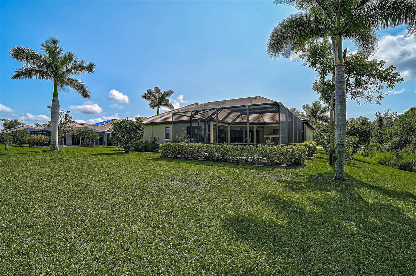 Image 38 of 51 For 306 Country Meadows Way