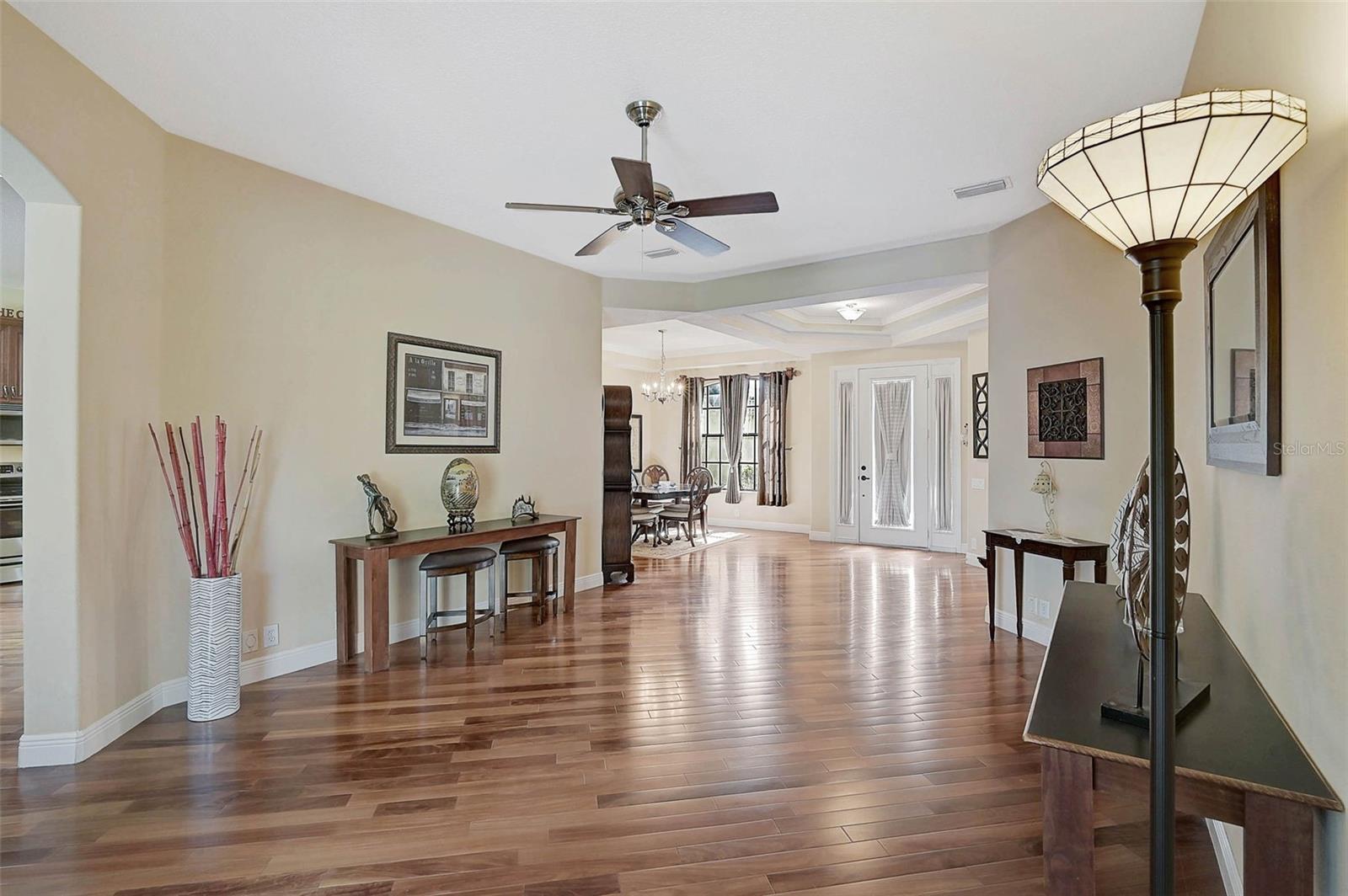 Image 5 of 51 For 306 Country Meadows Way