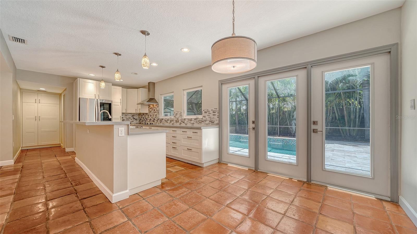 Image 13 of 36 For 3414 Old Oak Drive