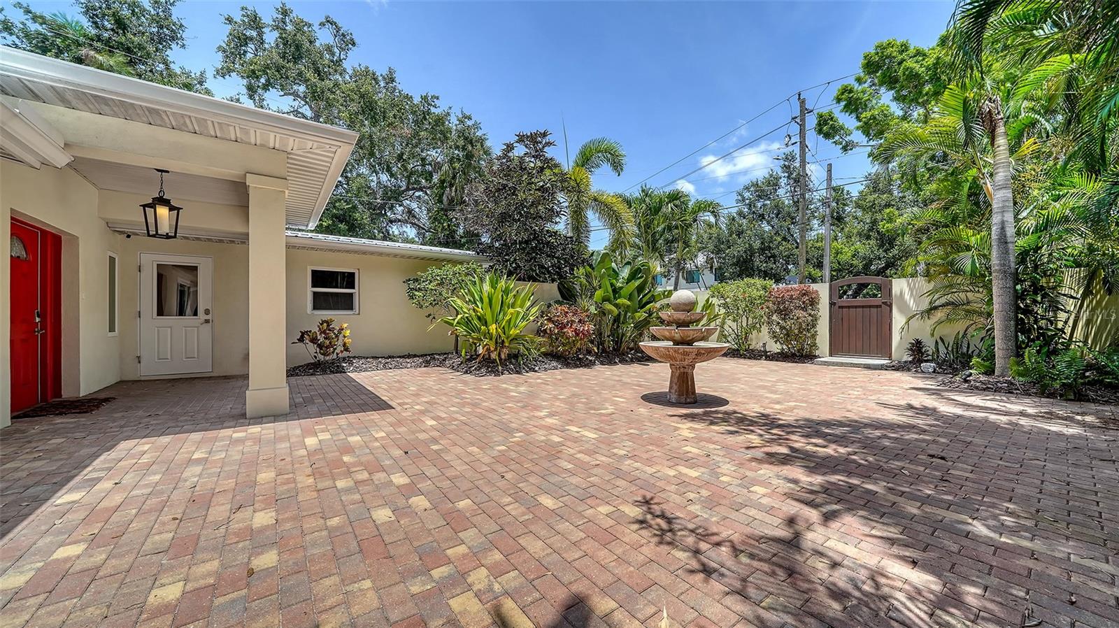 Image 6 of 36 For 3414 Old Oak Drive