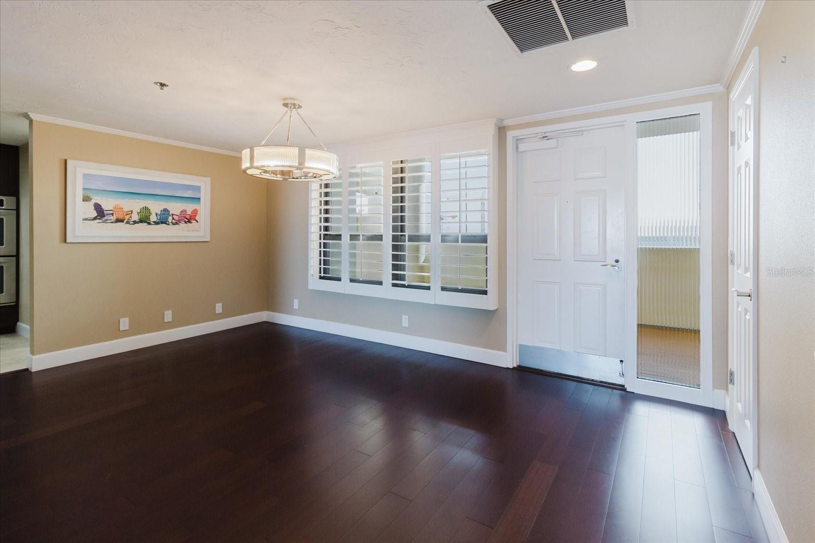 Image 10 of 87 For 1255 Gulfstream Avenue 1104