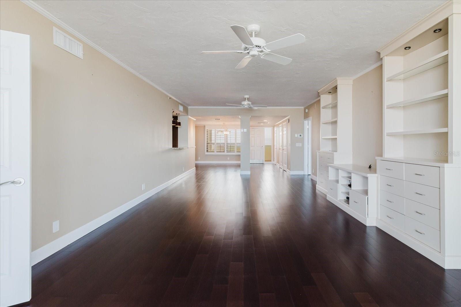 Image 20 of 87 For 1255 Gulfstream Avenue 1104