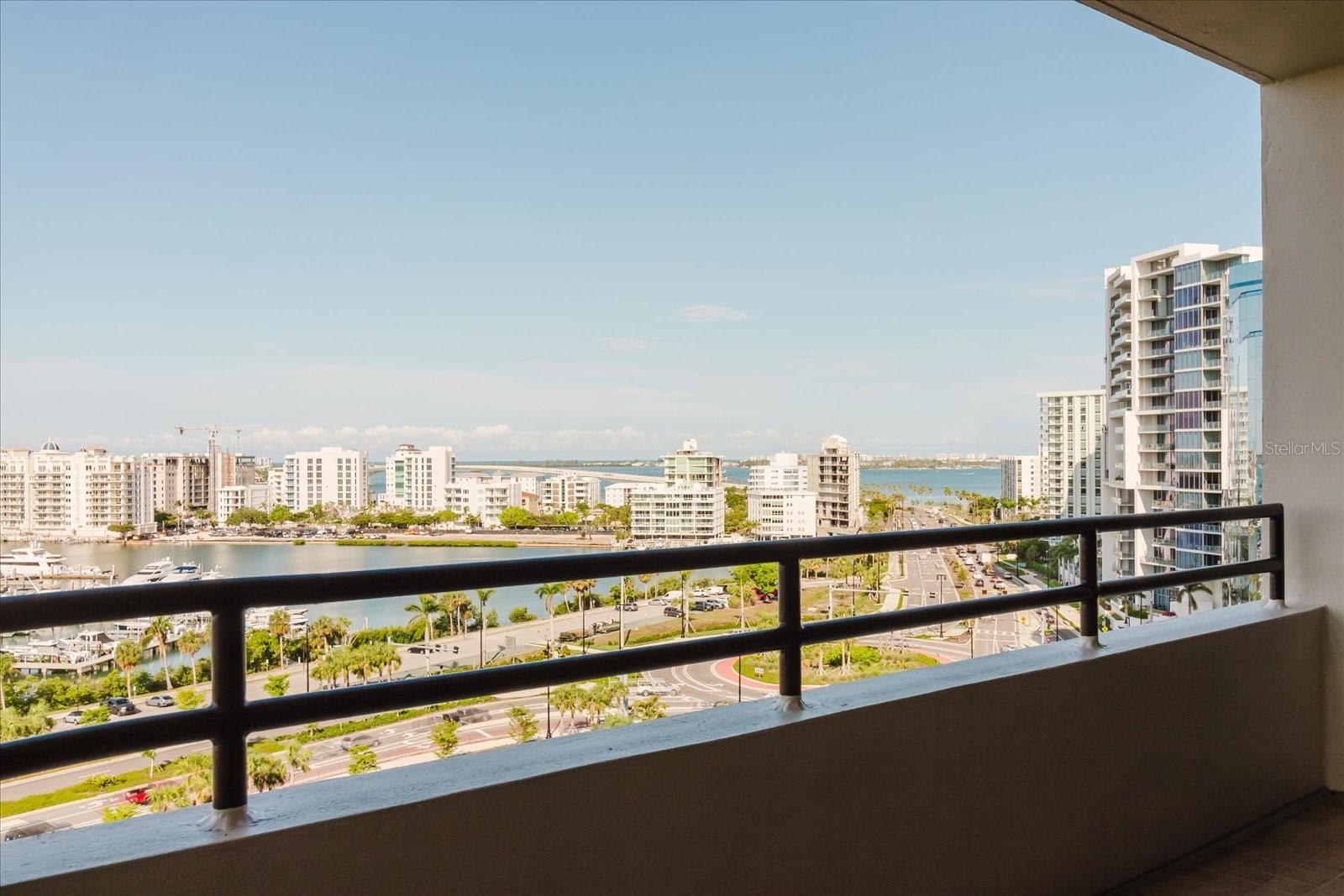 Image 21 of 87 For 1255 Gulfstream Avenue 1104