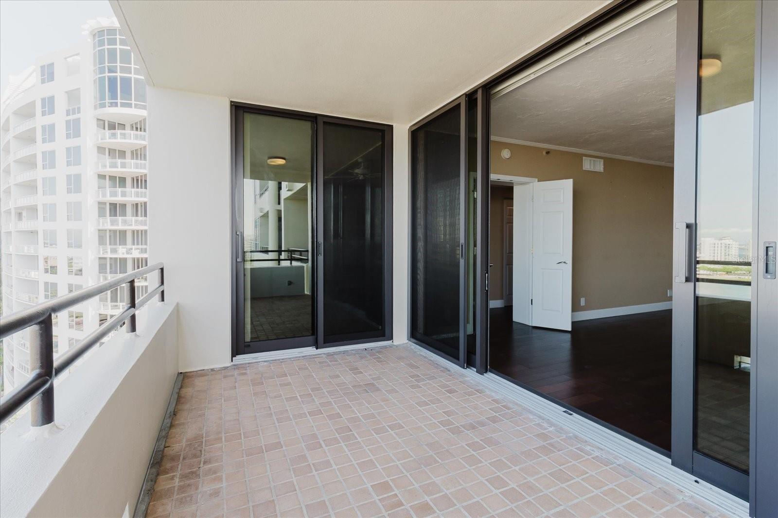 Image 25 of 87 For 1255 Gulfstream Avenue 1104