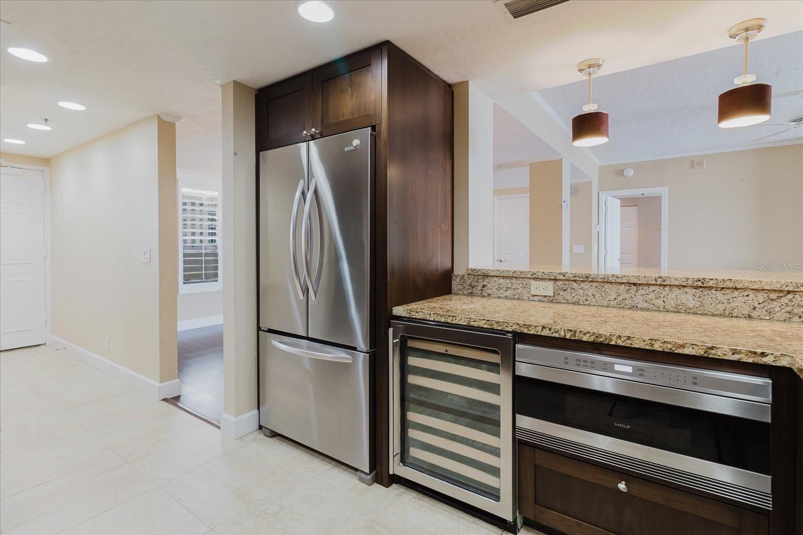 Image 31 of 87 For 1255 Gulfstream Avenue 1104