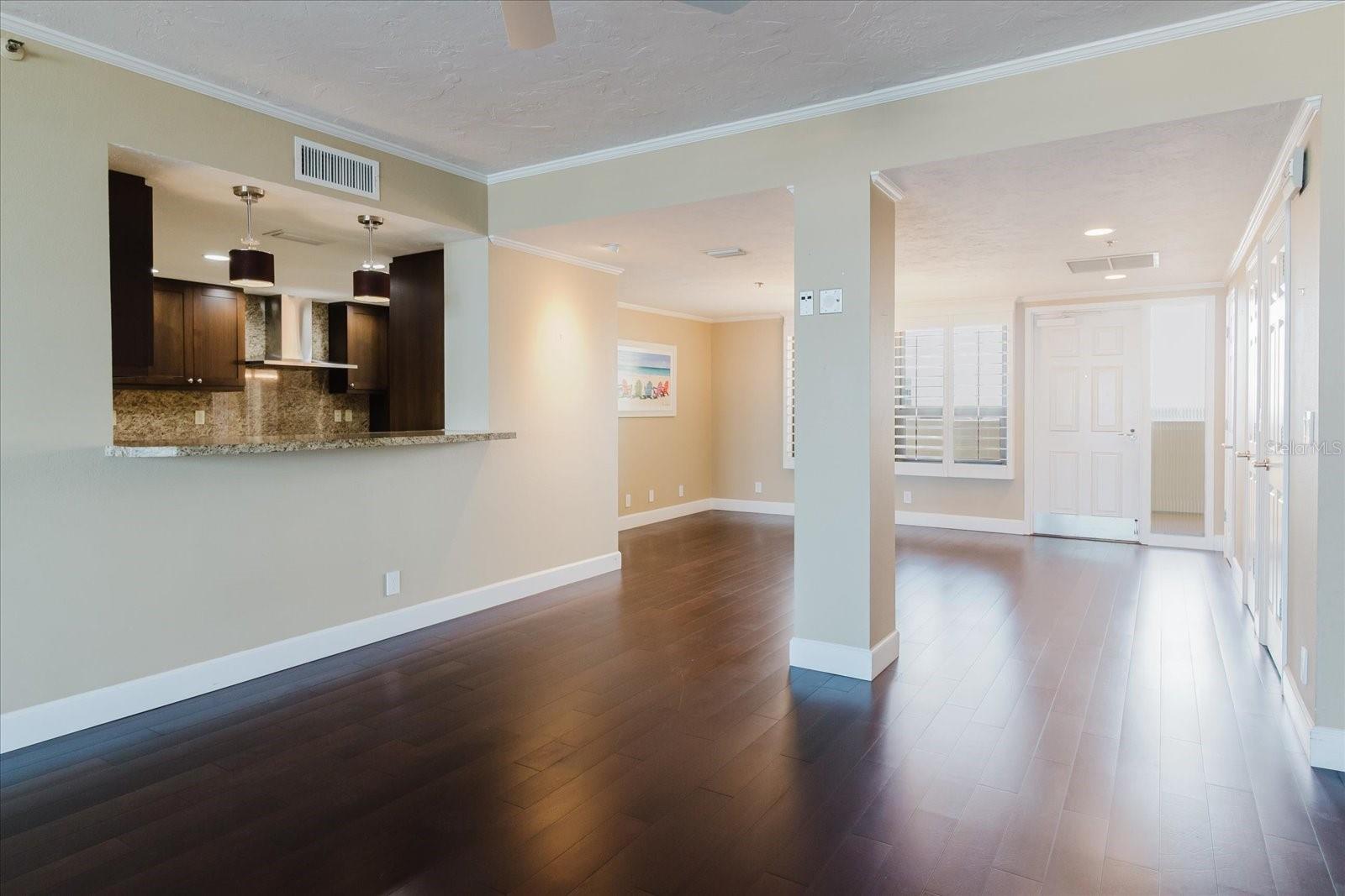 Image 34 of 87 For 1255 Gulfstream Avenue 1104