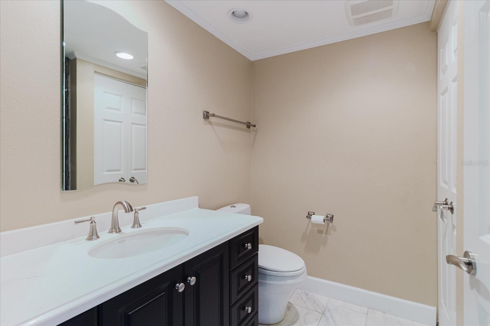 Image 57 of 87 For 1255 Gulfstream Avenue 1104
