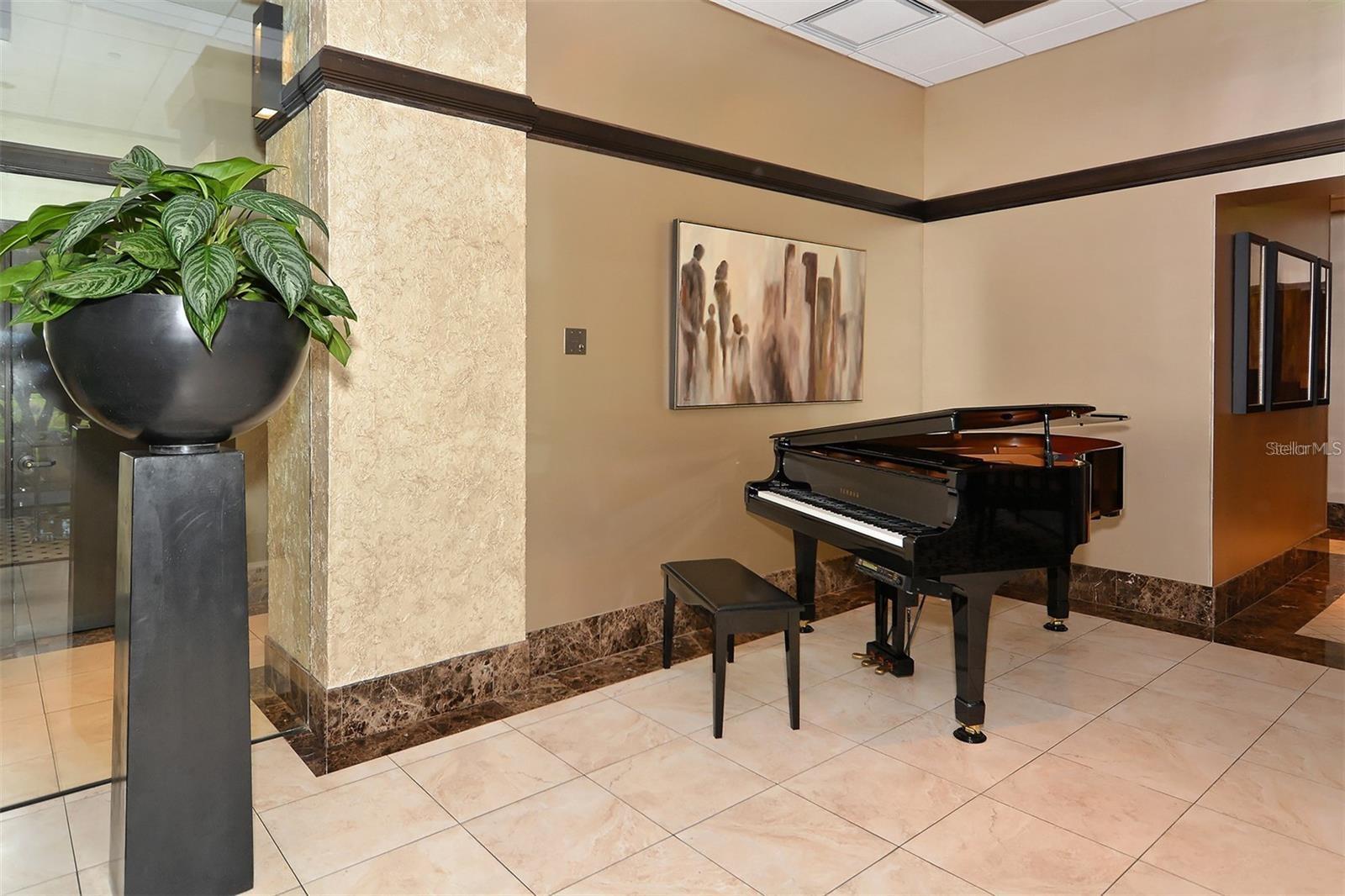 Image 70 of 87 For 1255 Gulfstream Avenue 1104