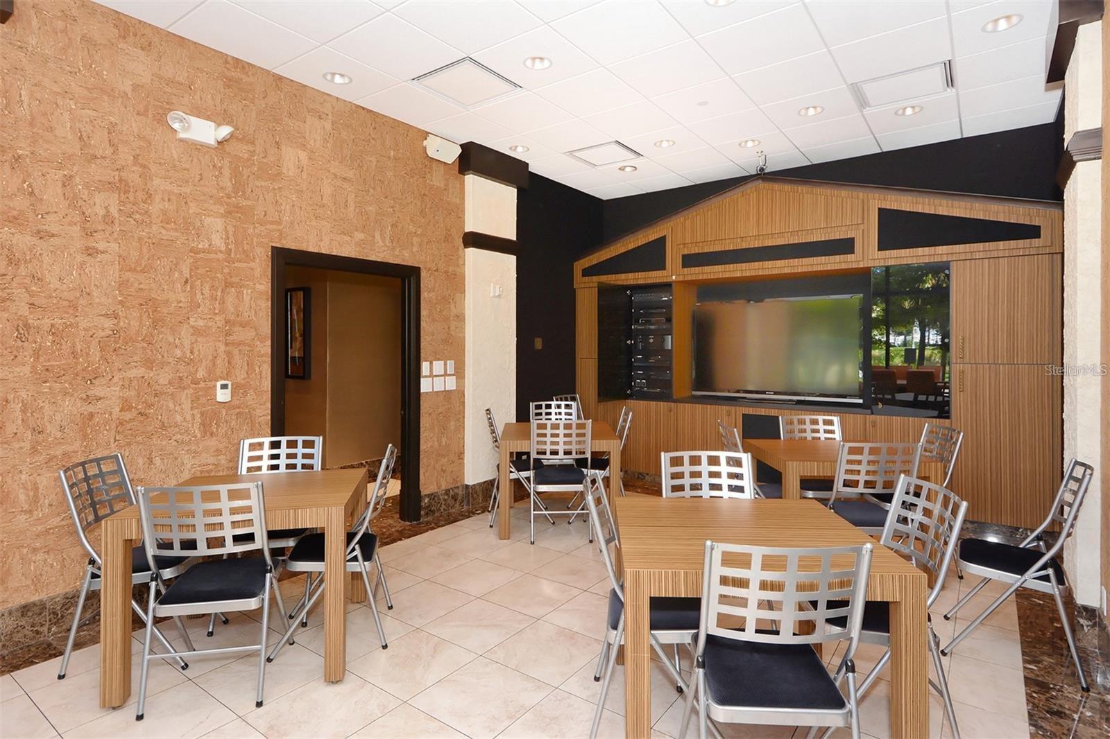 Image 73 of 87 For 1255 Gulfstream Avenue 1104