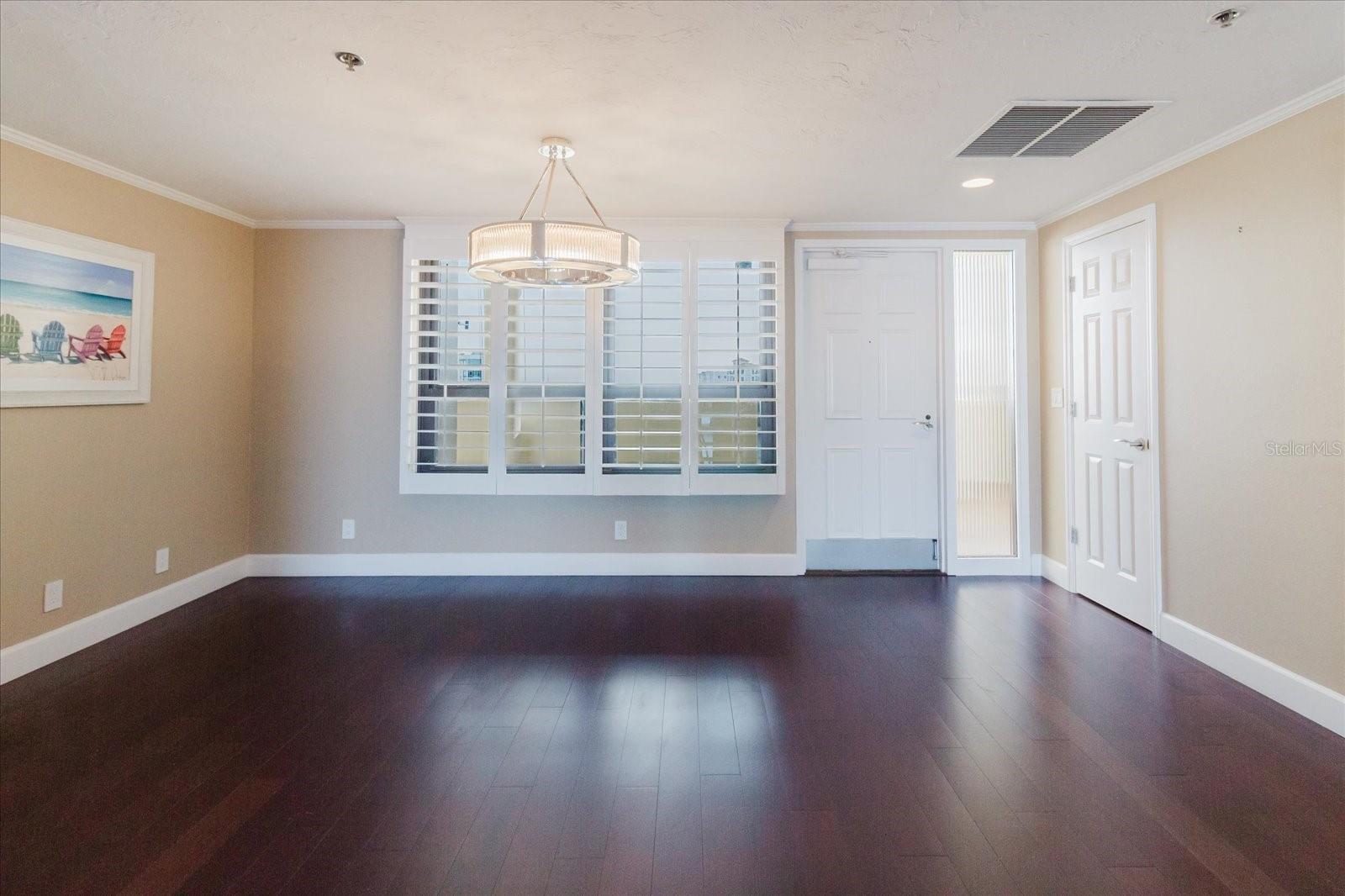 Image 9 of 87 For 1255 Gulfstream Avenue 1104