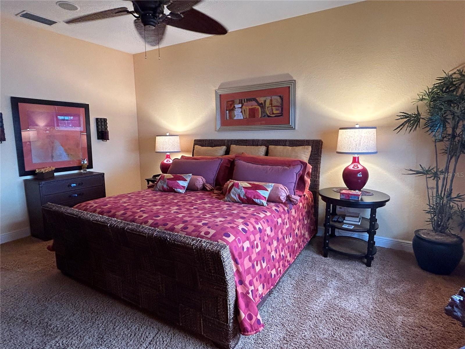 Image 21 of 45 For 1139 Riverscape Street 1139
