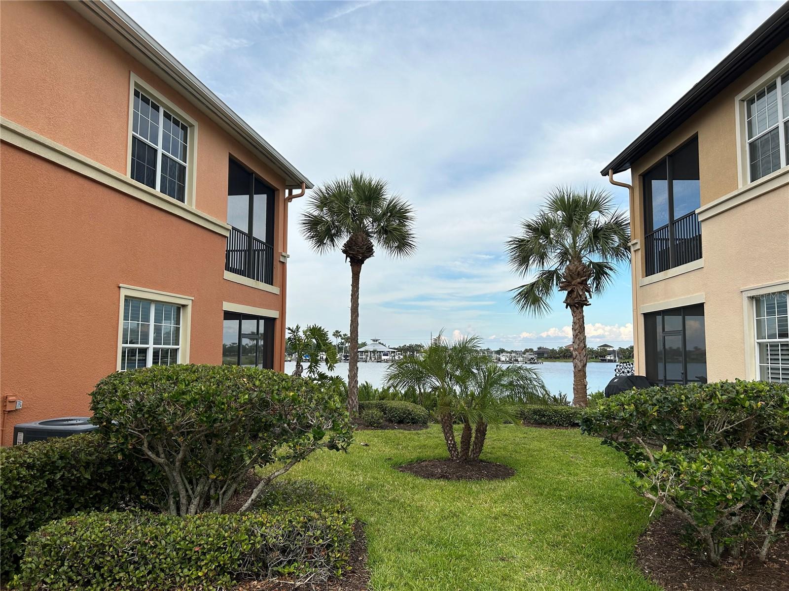 Image 3 of 45 For 1139 Riverscape Street 1139