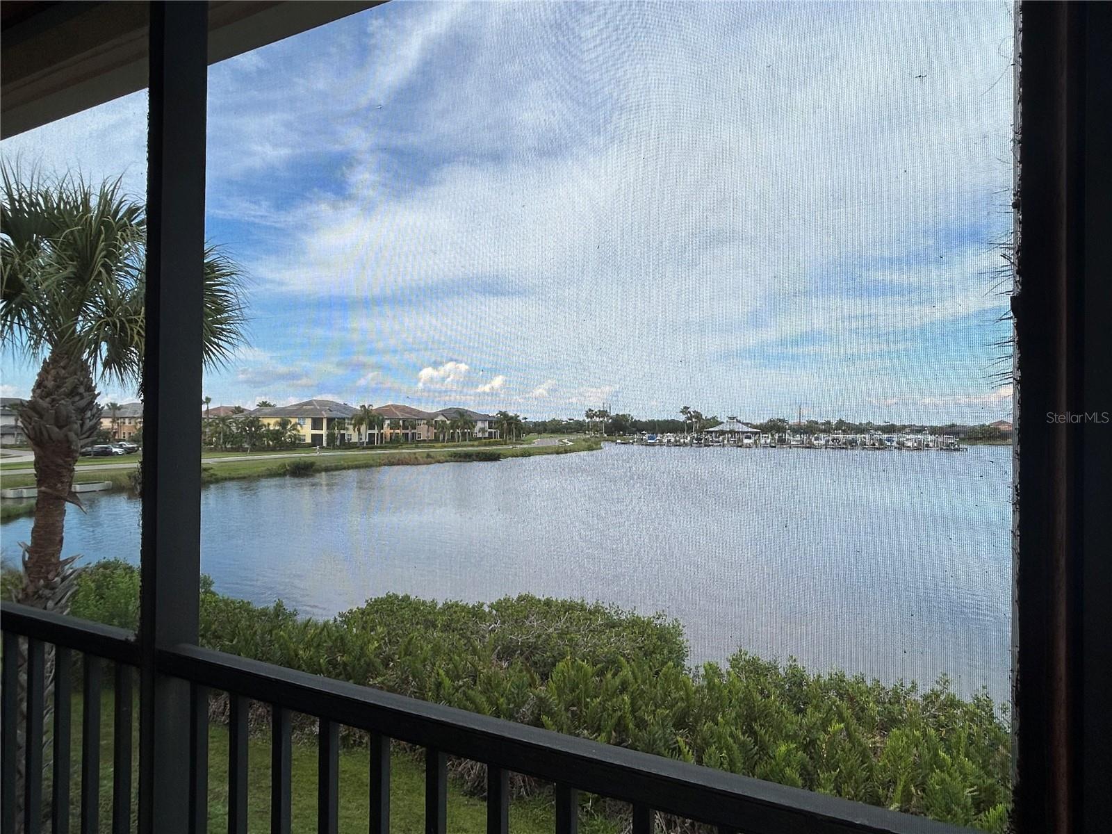Image 37 of 45 For 1139 Riverscape Street 1139