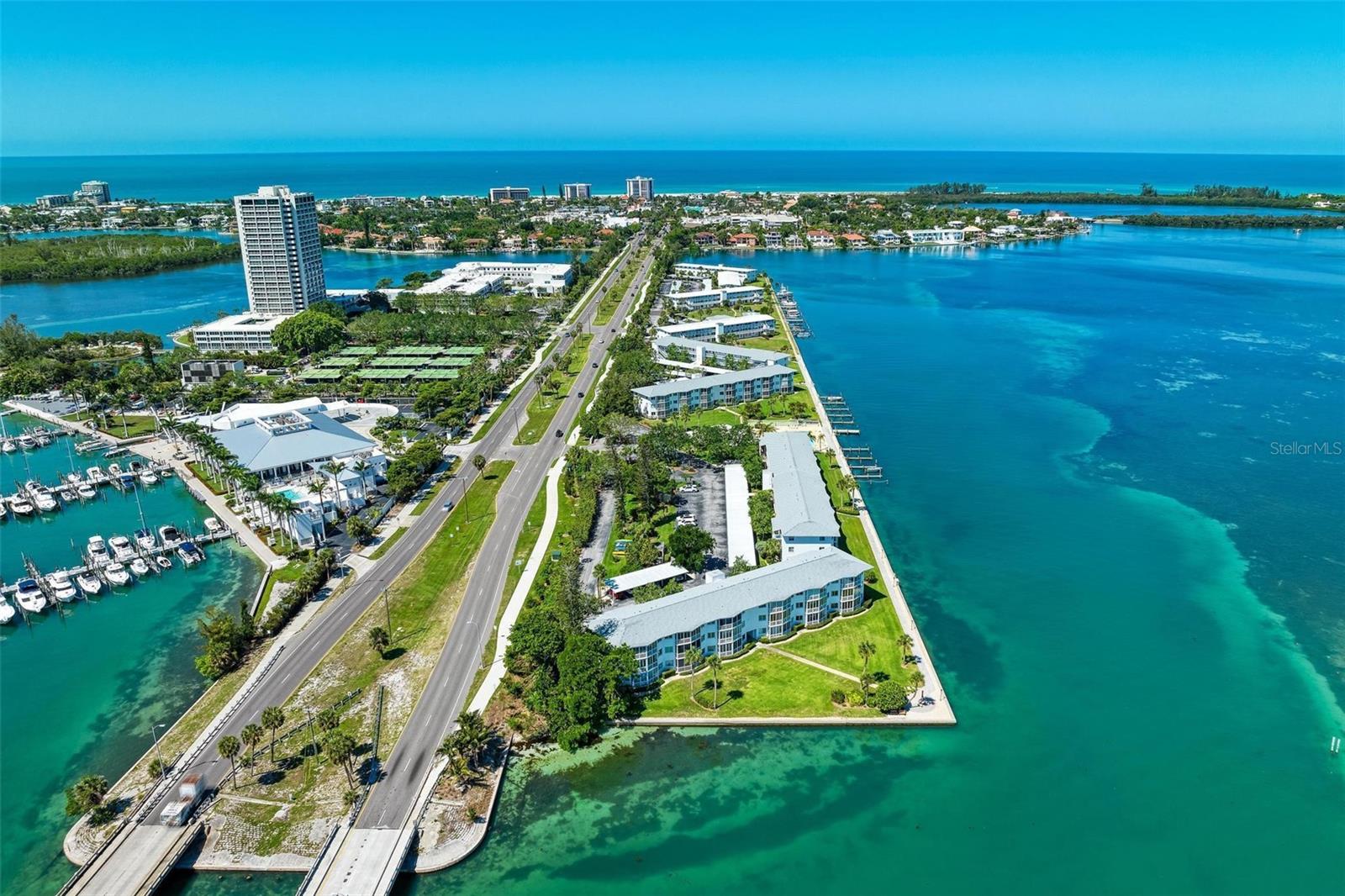 Image 5 of 70 For 767 John Ringling Boulevard 25