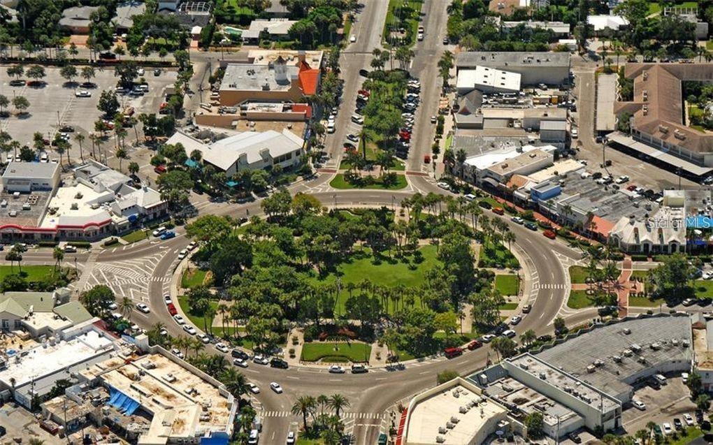 Image 65 of 70 For 767 John Ringling Boulevard 25