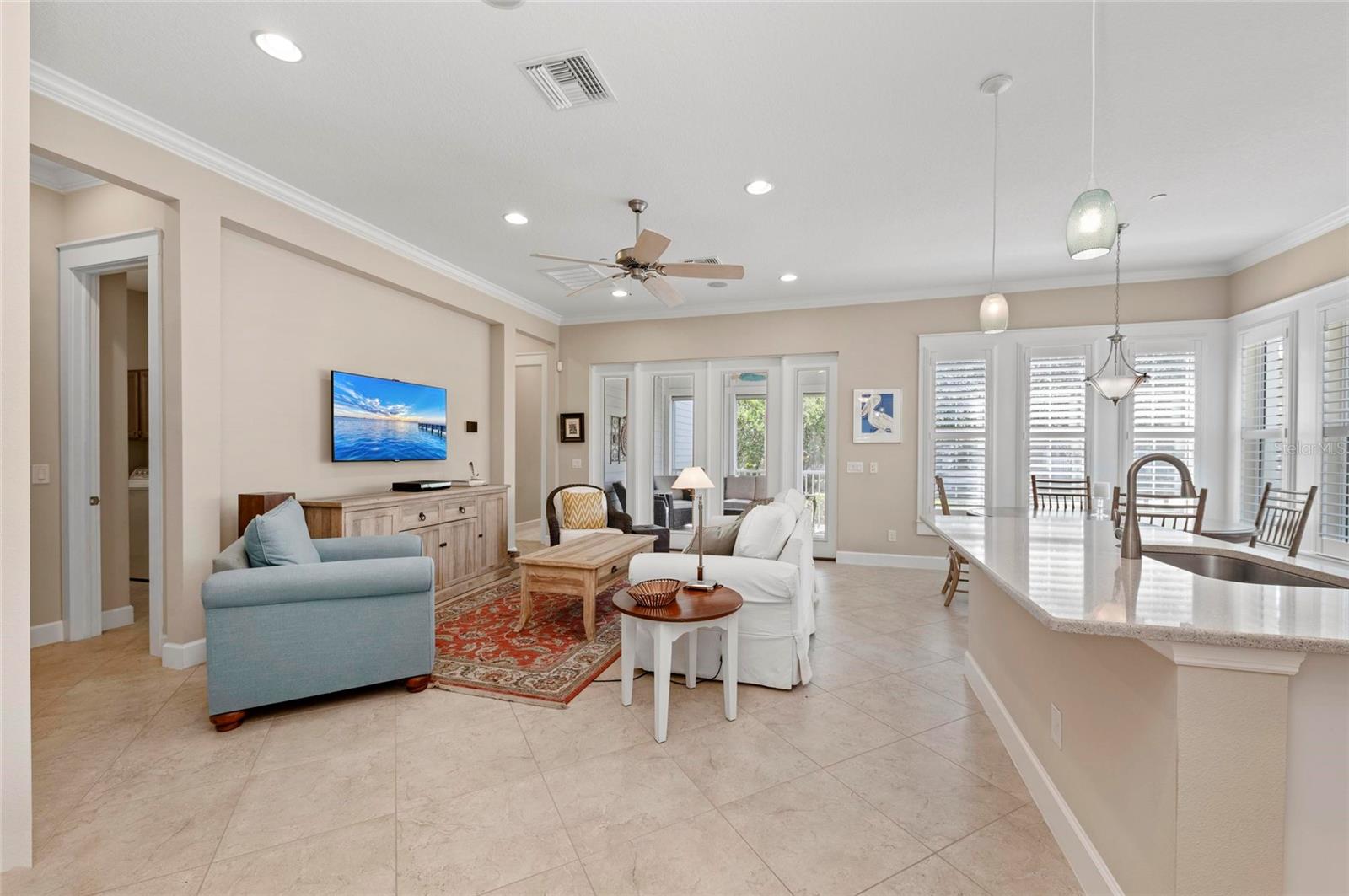 Image 15 of 99 For 315 Sapphire Lake Drive 101