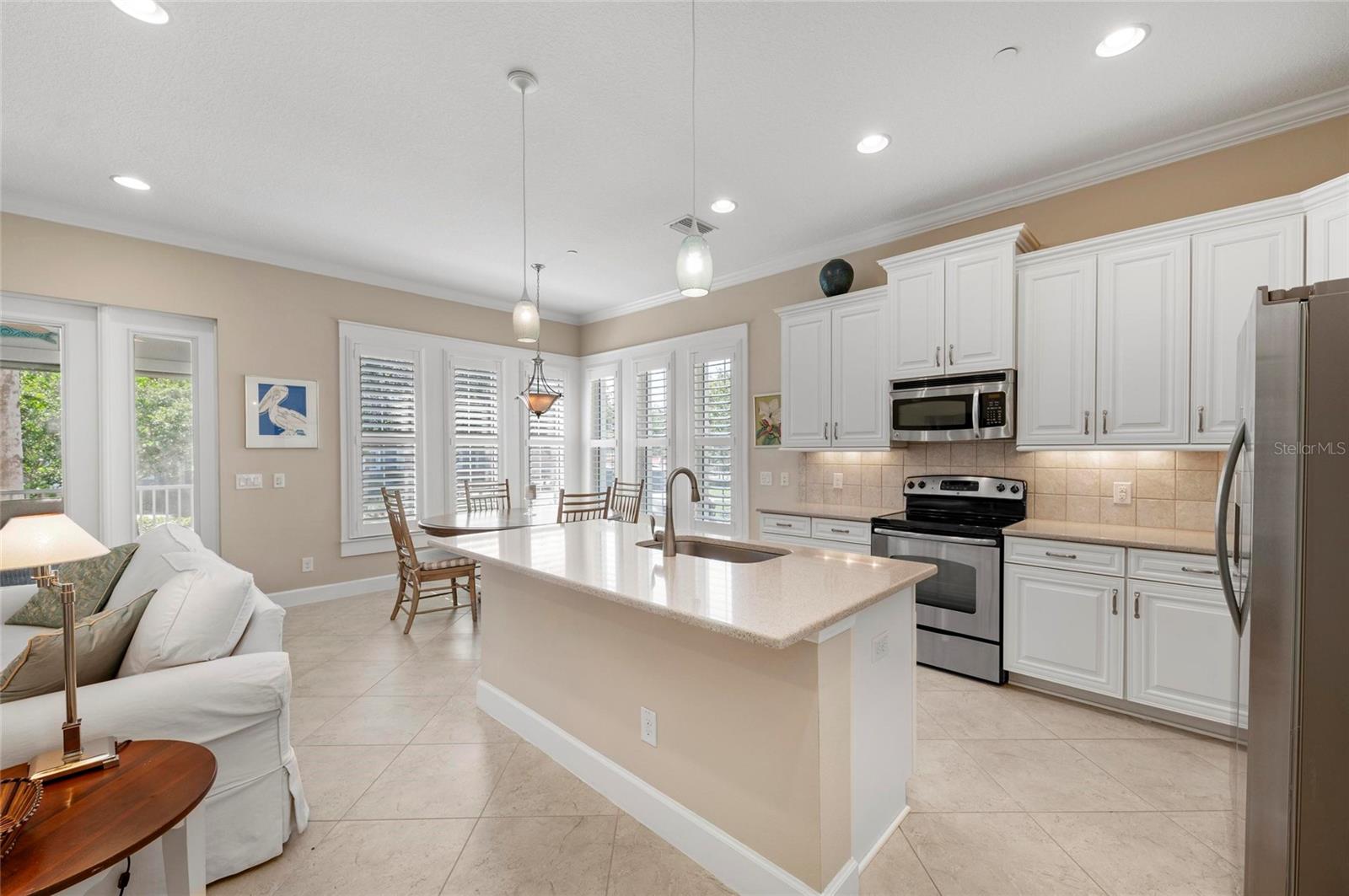 Image 18 of 99 For 315 Sapphire Lake Drive 101