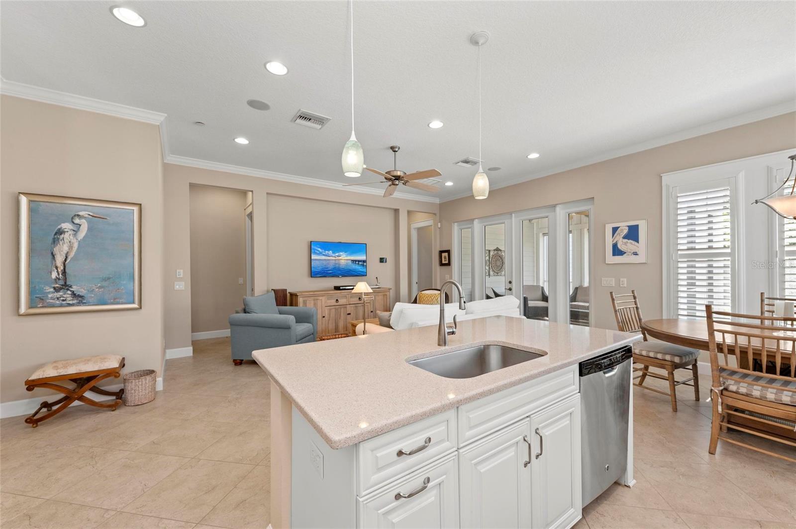 Image 19 of 99 For 315 Sapphire Lake Drive 101