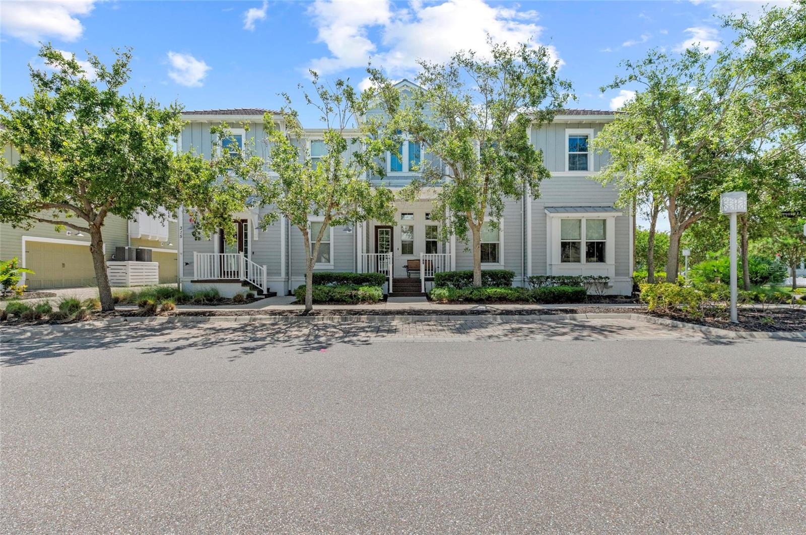 Image 2 of 99 For 315 Sapphire Lake Drive 101