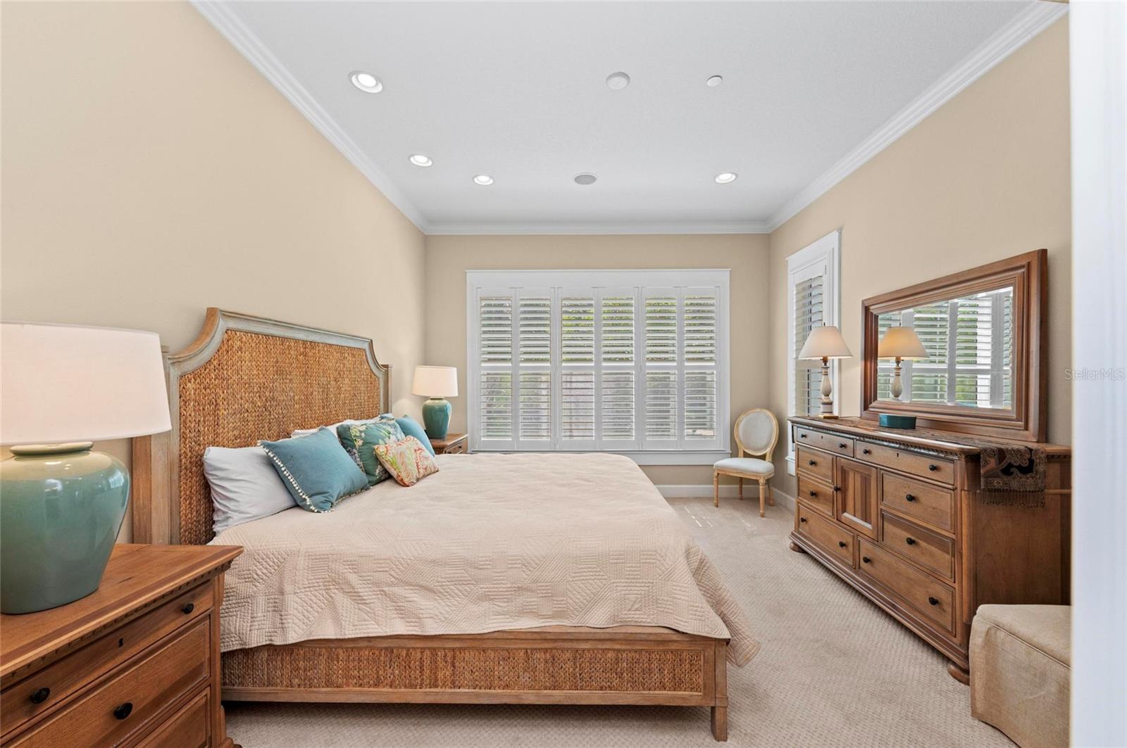 Image 35 of 99 For 315 Sapphire Lake Drive 101