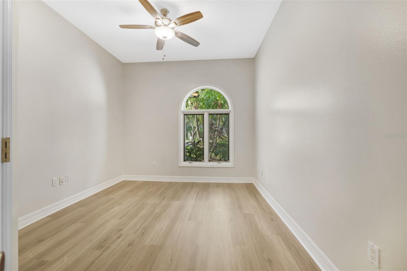 Image 10 of 69 For 5103 Twin Creeks Drive