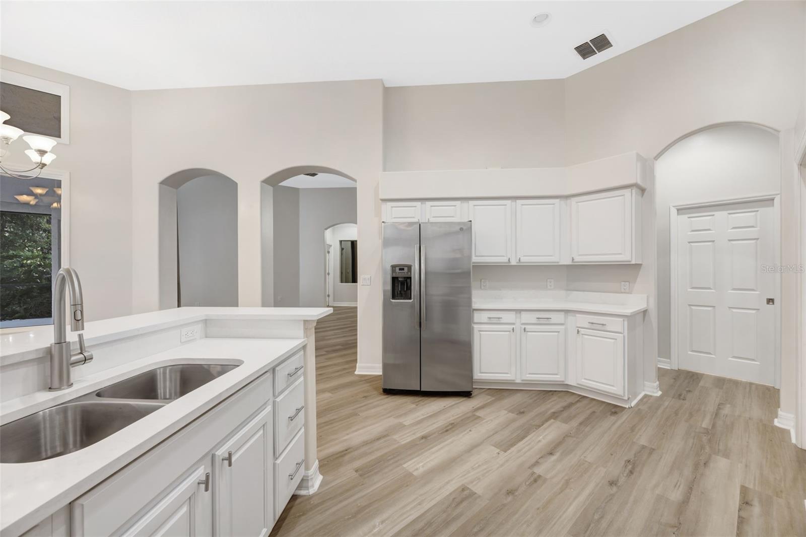 Image 23 of 69 For 5103 Twin Creeks Drive