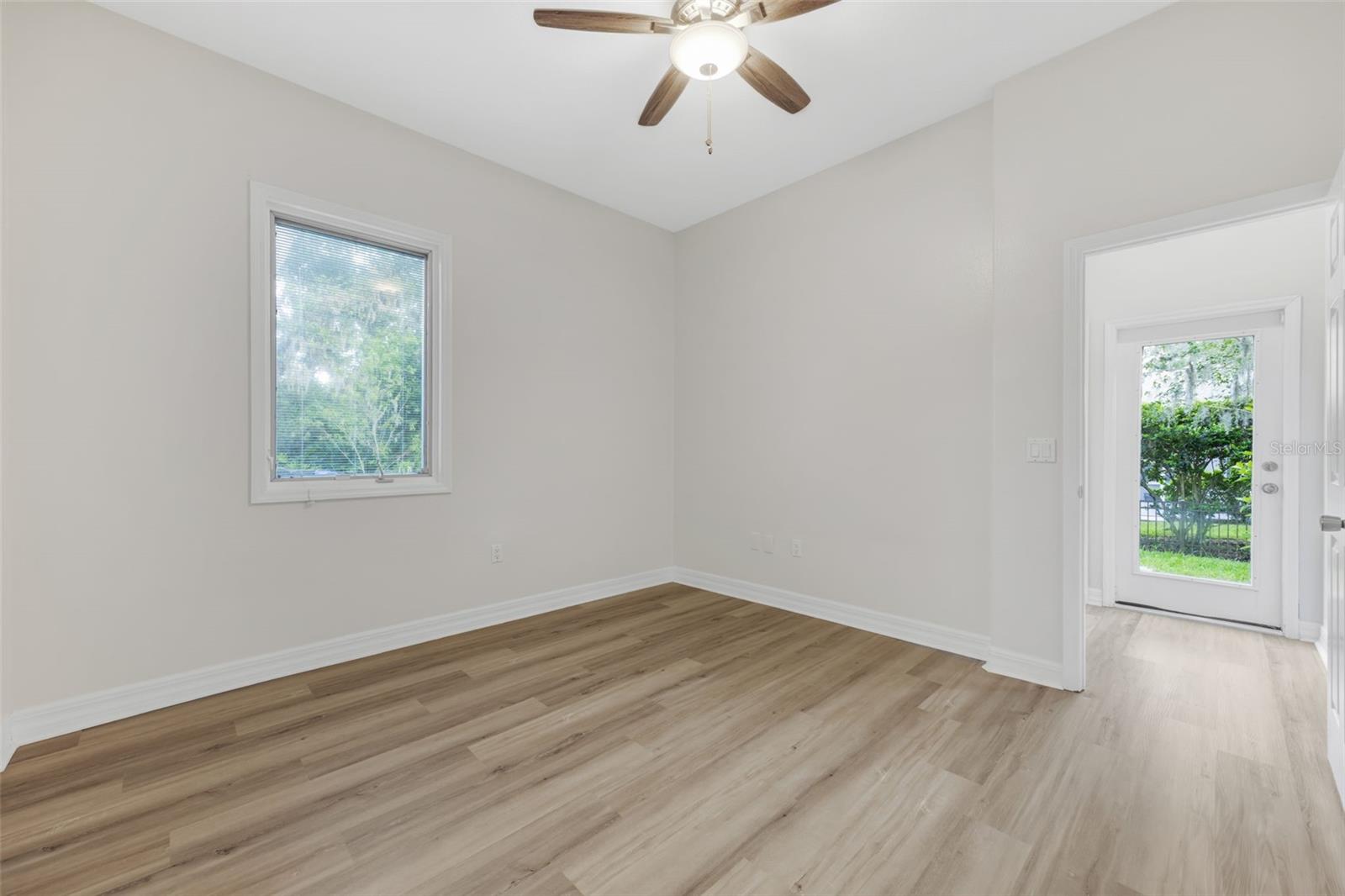 Image 31 of 69 For 5103 Twin Creeks Drive