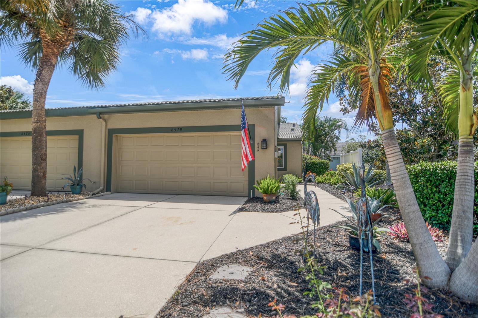 Image 4 of 75 For 8579 54th Avenue Circle E
