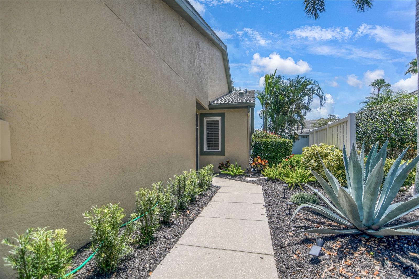 Image 6 of 75 For 8579 54th Avenue Circle E