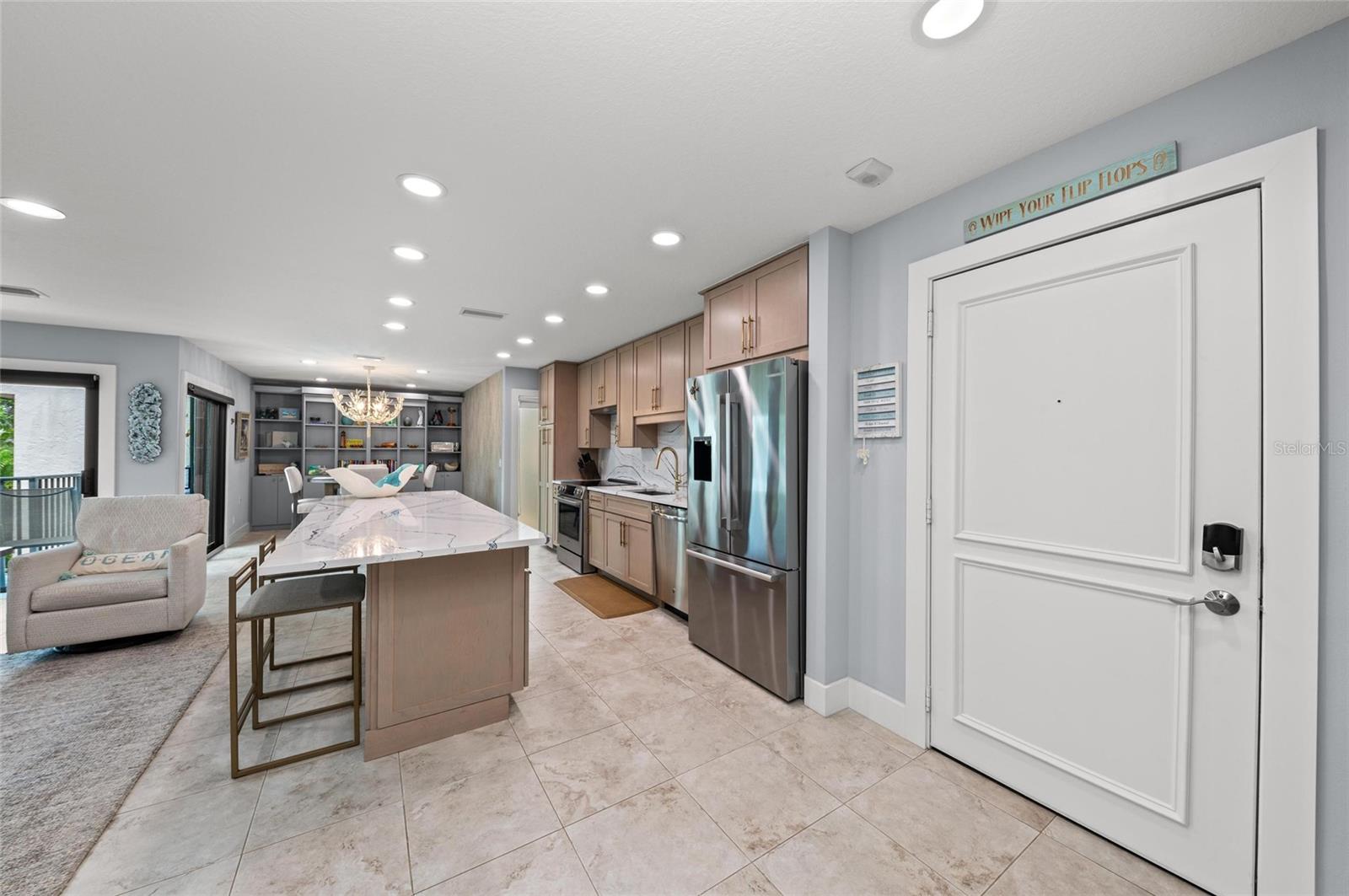 Image 10 of 69 For 5806 S Gulf Drive 201