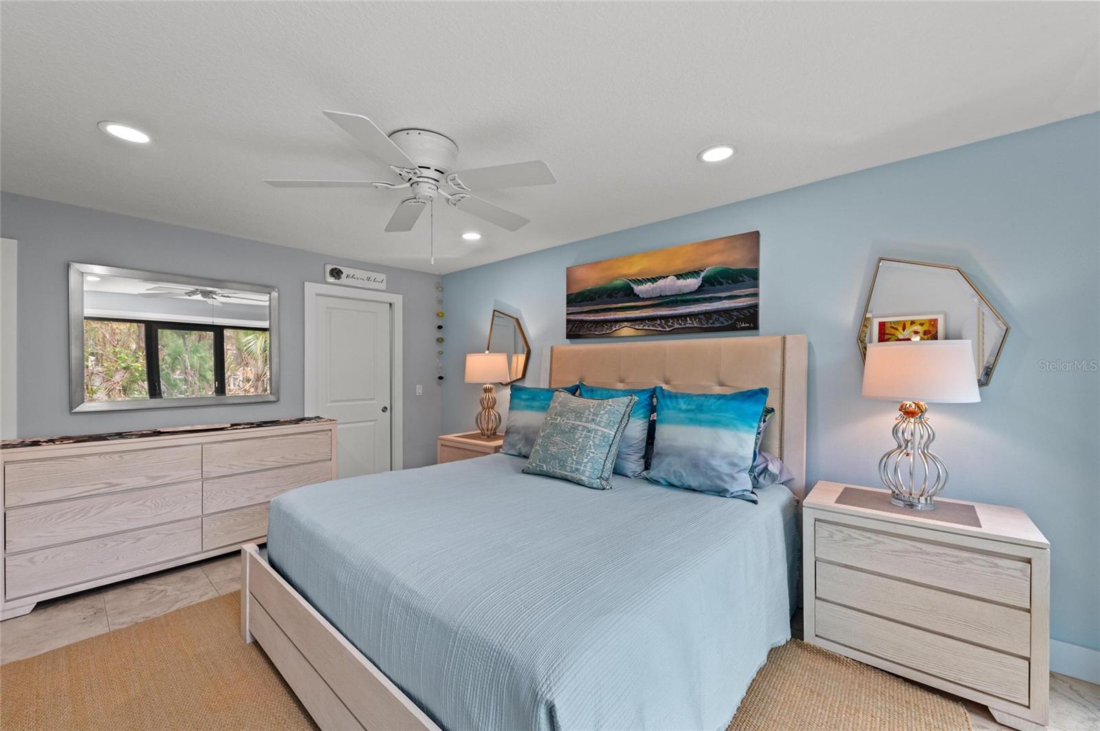 Image 31 of 69 For 5806 S Gulf Drive 201