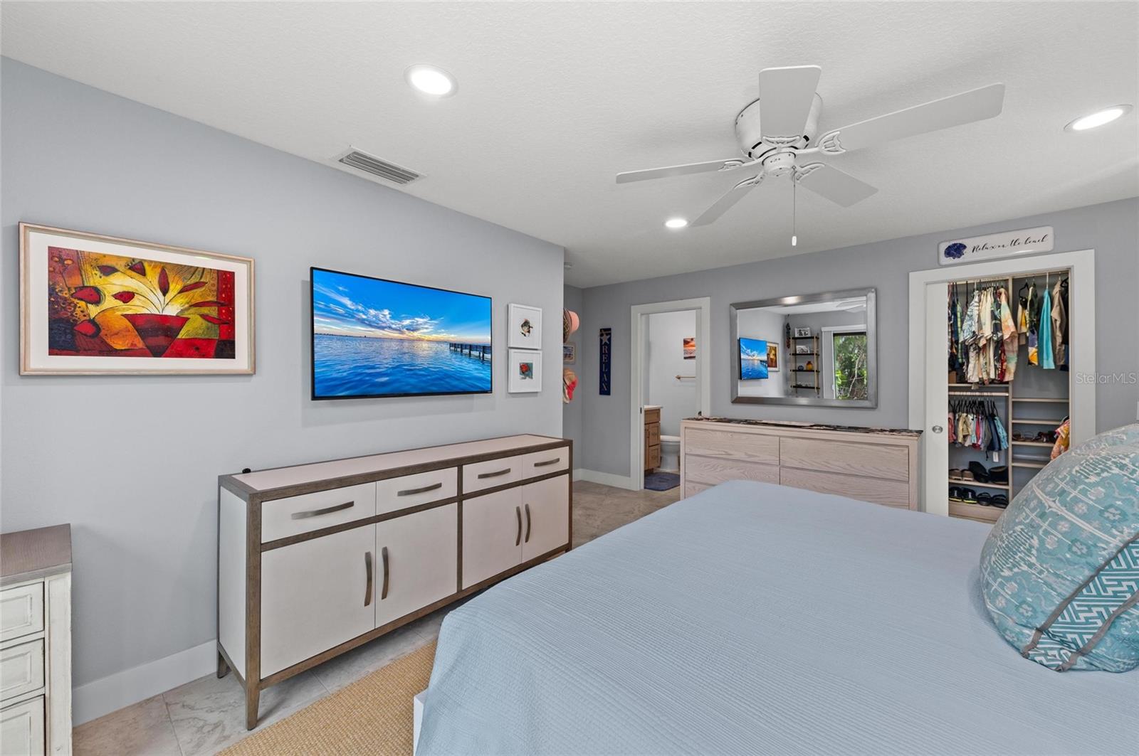 Image 32 of 69 For 5806 S Gulf Drive 201