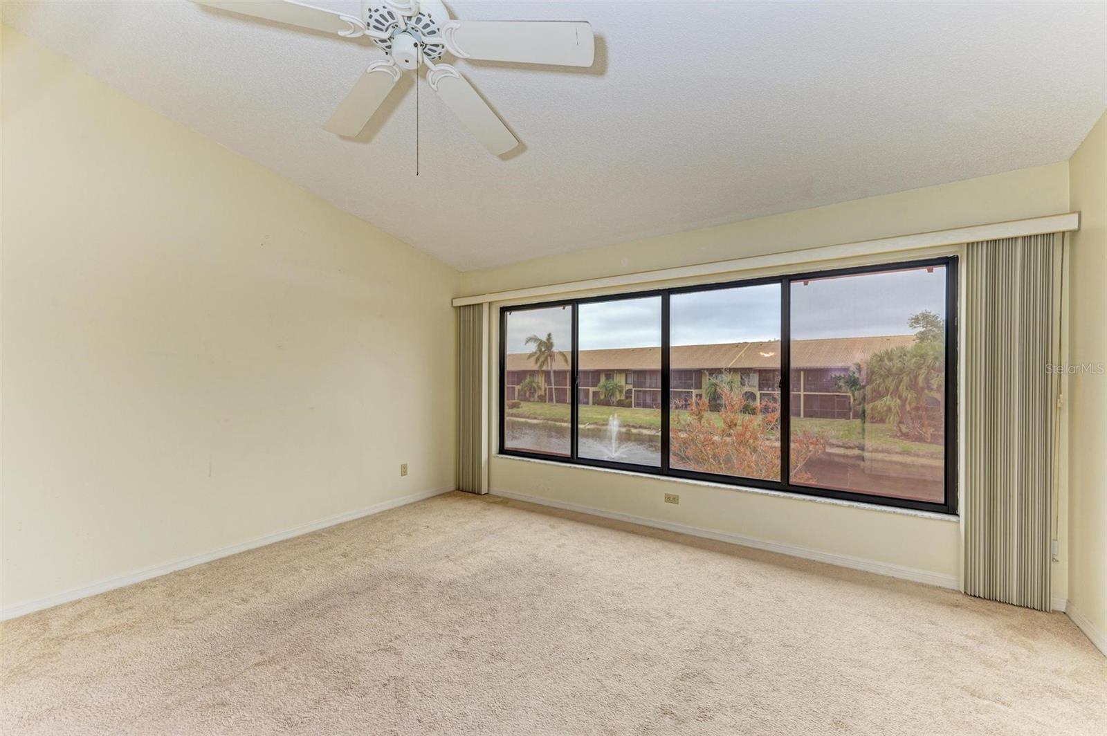 Image 18 of 45 For 5612 Ashton Lake Drive 5612